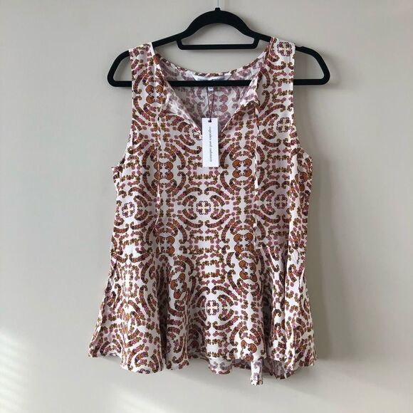 Nwt - Cupcake & Cashmere Floral Peplum Top - Picture 3 of 8